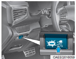 Modo AUTO/LOCK do conector de carregamento